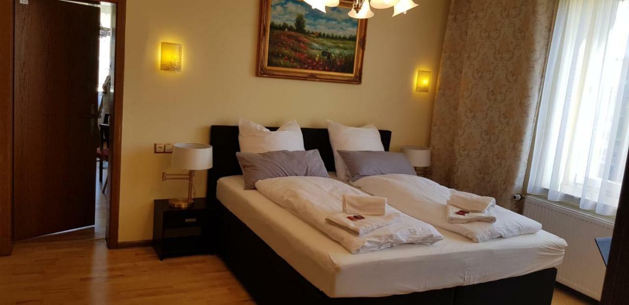 Hotel-Villa Lalee Dresden Buitenkant foto