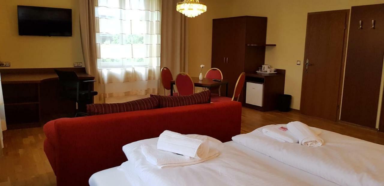 Hotel-Villa Lalee Dresden Buitenkant foto